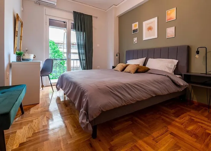 The Athenian Hideaway 2- Bedroom Apartment In Thiseio