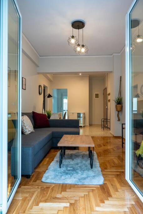 The Athenian Hideaway 2- Bedroom In Thiseio *