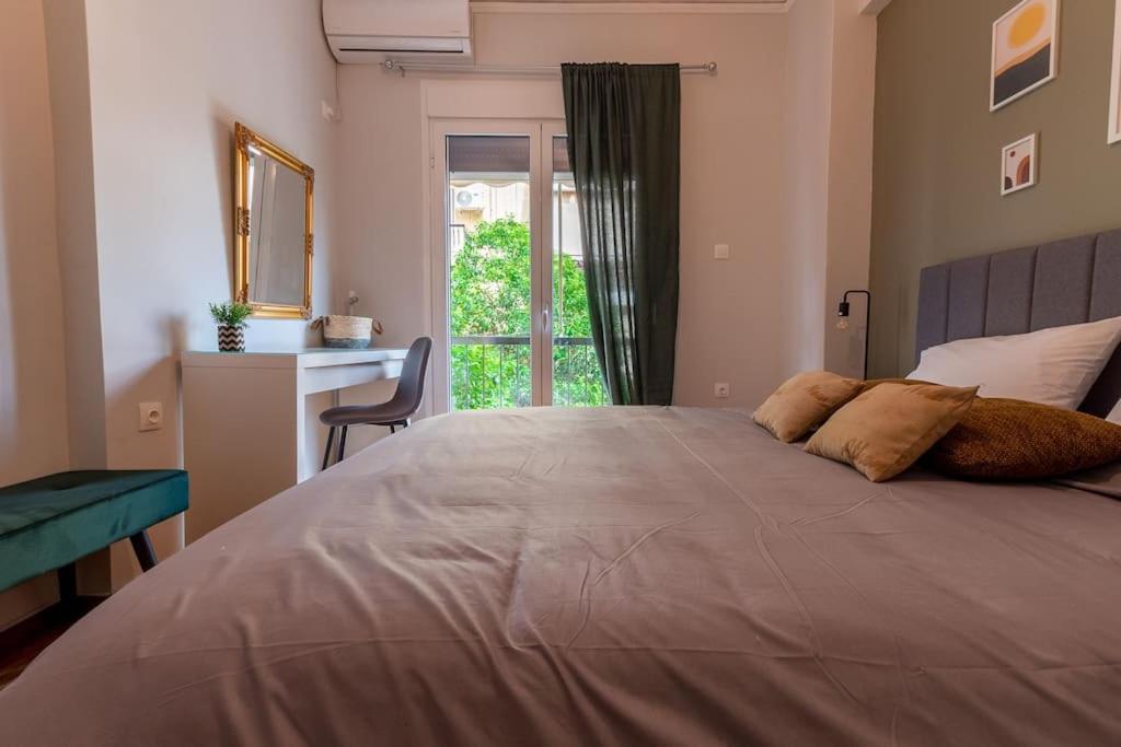 The Athenian Hideaway 2- Bedroom In Thiseio * Atenas
